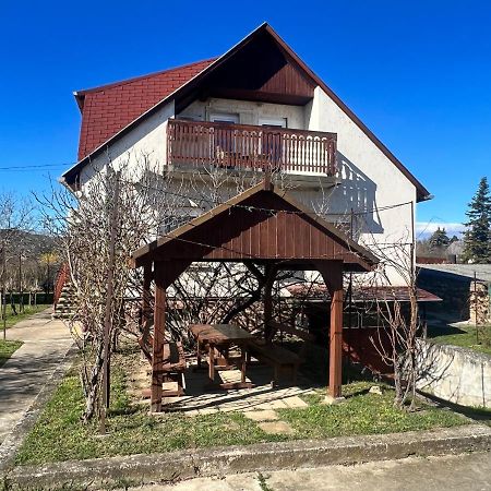 A Festo Vendeghaza / The Painter'S Guest House Zánka Εξωτερικό φωτογραφία